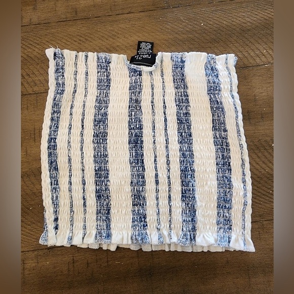 Rue 21 halter top blue white size x small - Picture 2 of 3